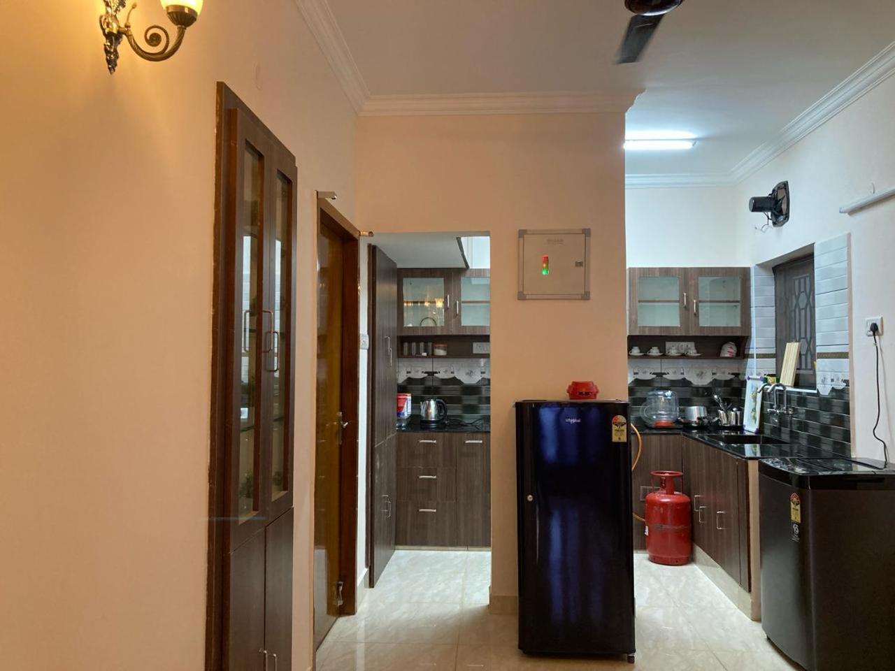Teynampet Eldams Road * Chennai